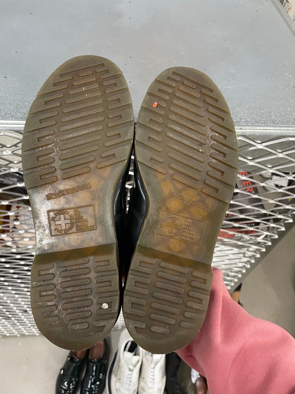 닥터마틴 아드리안 블랙 uk7 상품이미지6