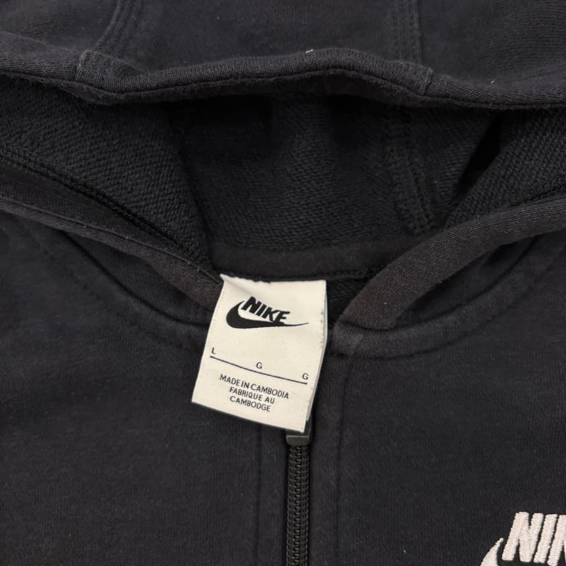 나이키 스몰로고 블랙 후드집업 상품이미지3