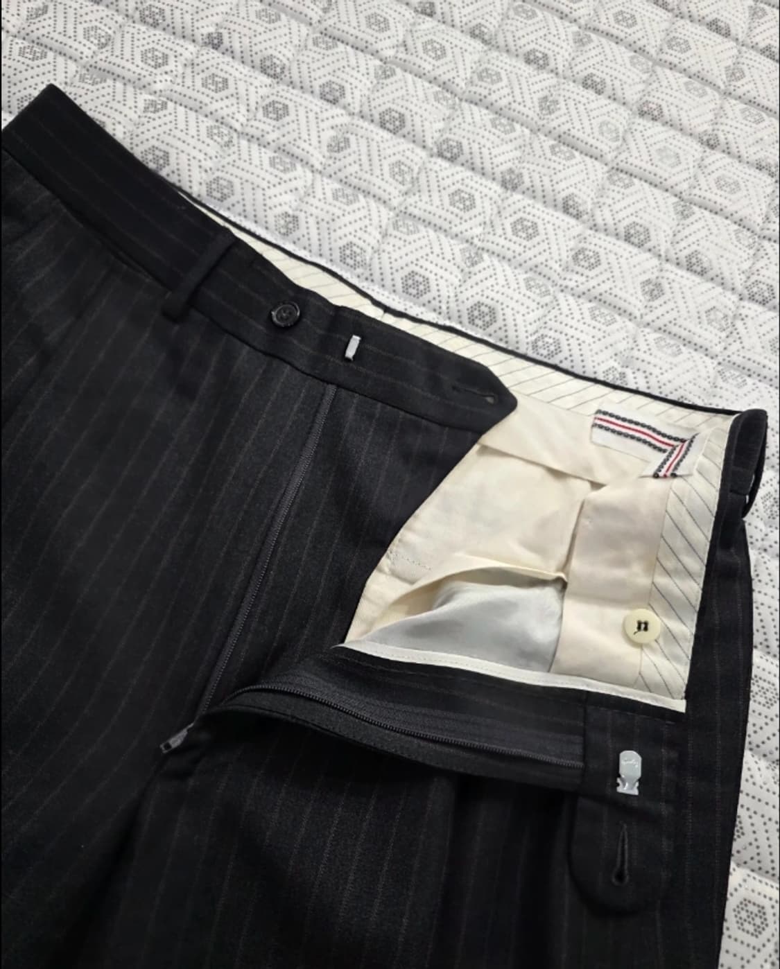 제냐 남성 스트라이프 정장 세트 ~50R 상품이미지9