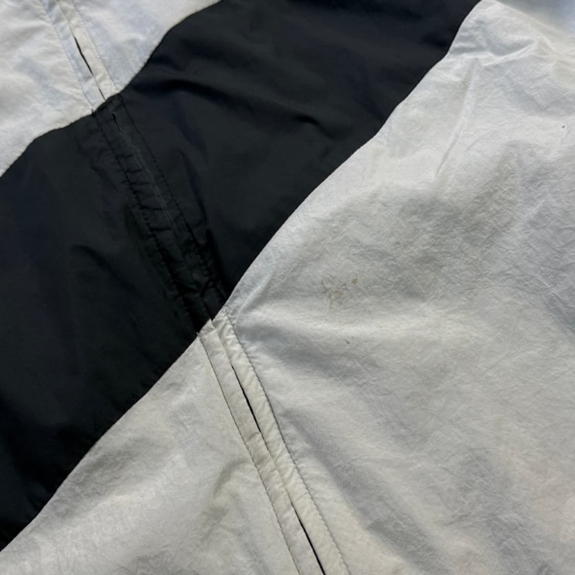 100 나이키 빅스우시 바람막이 상품이미지3