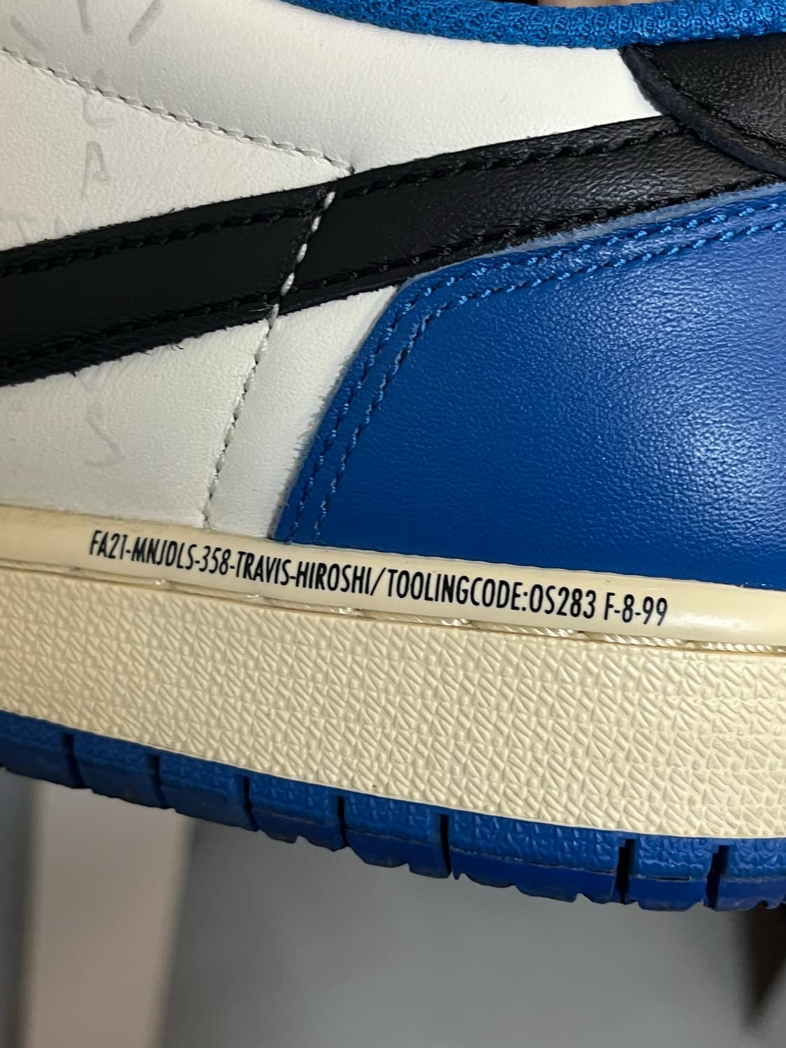 조던1 x 트래비스 스캇 x 프라그먼트 레트로 로우 OG(280) 상품이미지5