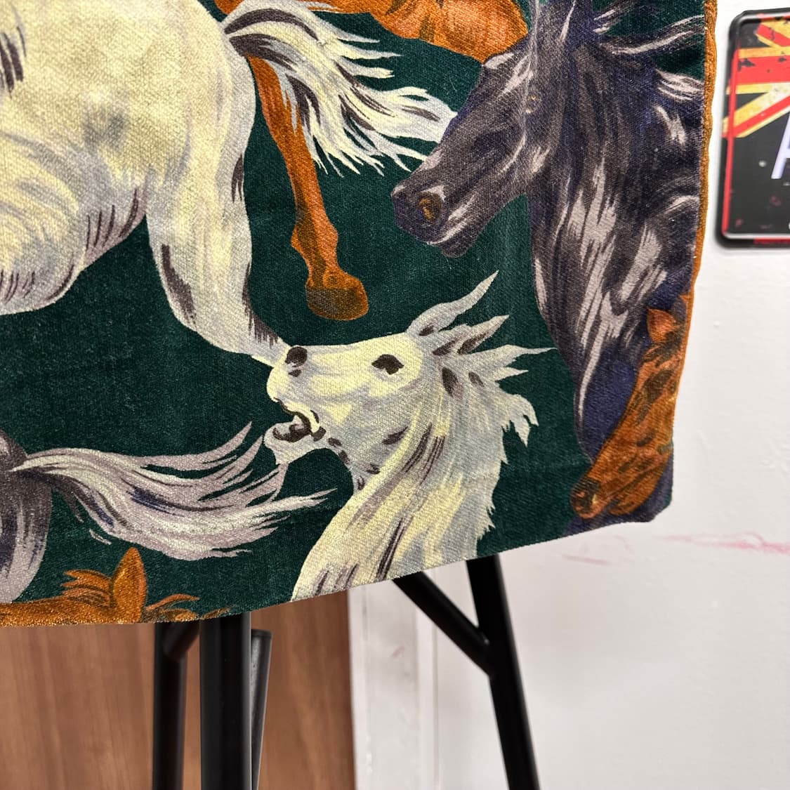 Horse Gothic Velvet Mini Skirt 상품이미지5
