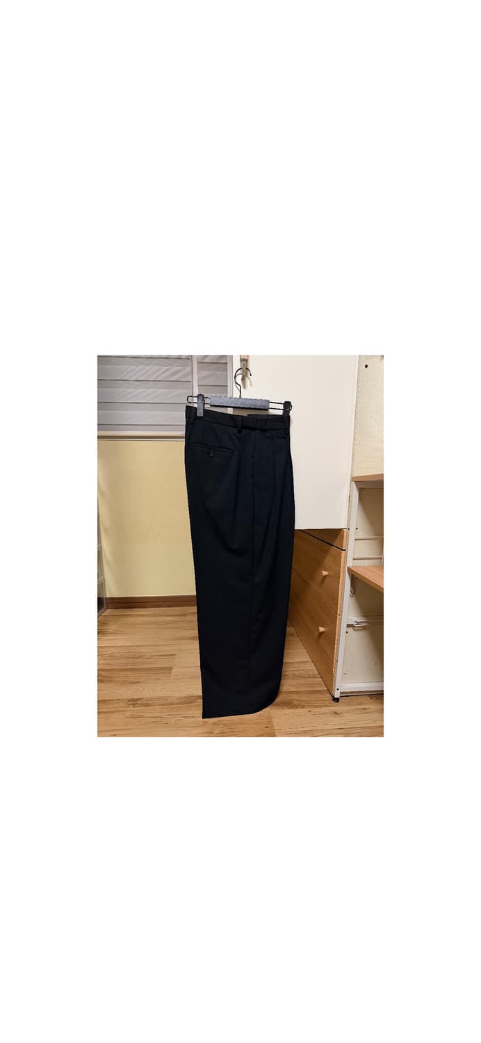 무신사 스탠다드 슈퍼 와이드 히든 밴딩 슬랙스 상품이미지4