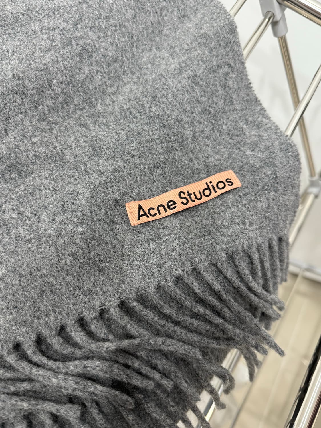 아크네 머풀러 상품이미지1