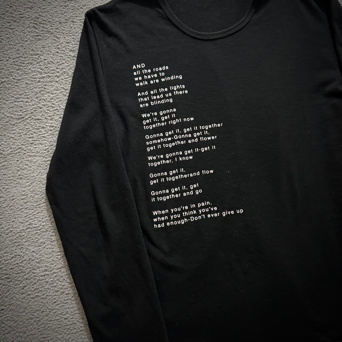 Hideaways lettering long sleeve 상품이미지3