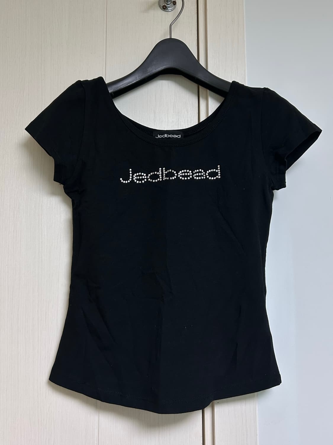 Jedbead 쥬얼티 블랙 색상 반팔티 상품이미지2