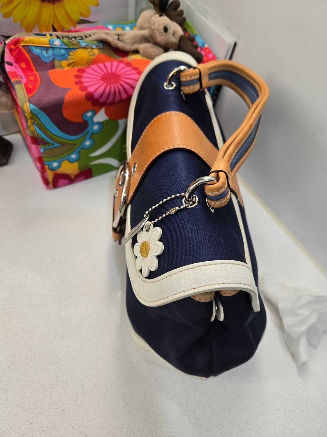 코치 소호 블루 시그니처 토트백 정품 상품이미지4