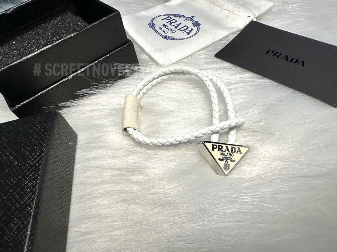 프라다 가죽 팔찌 화이트 풀박스 상품이미지6