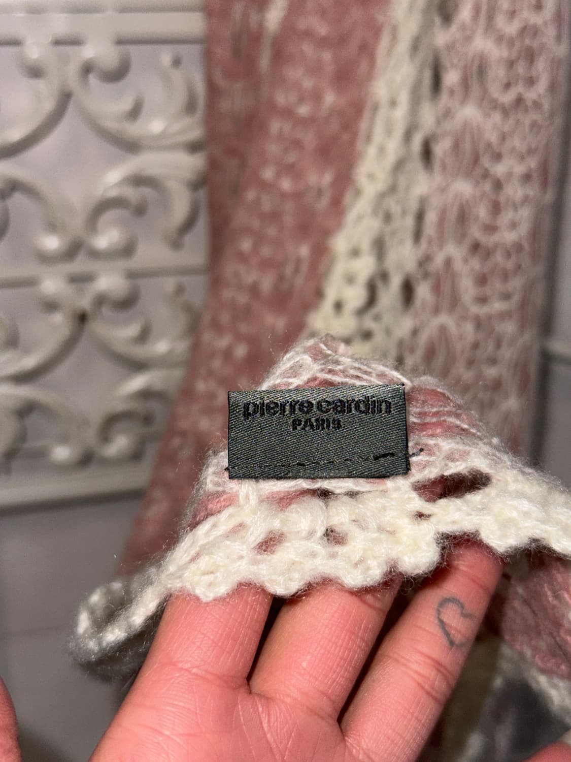 Pierre Cardin pink white crochet muffler 상품이미지5