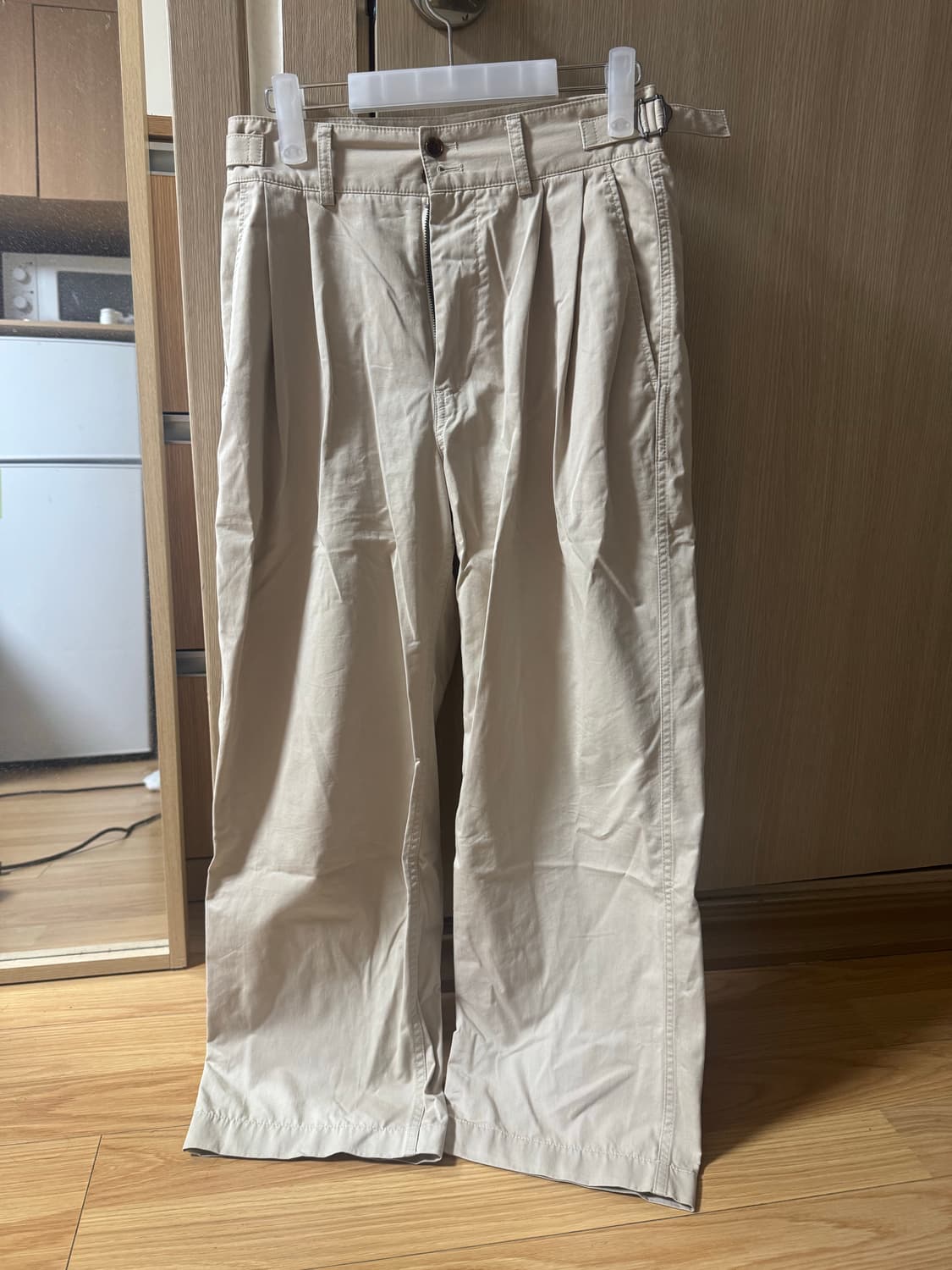 어나더오피스 산티아고 치노 팬츠 오트밀크 상품이미지1