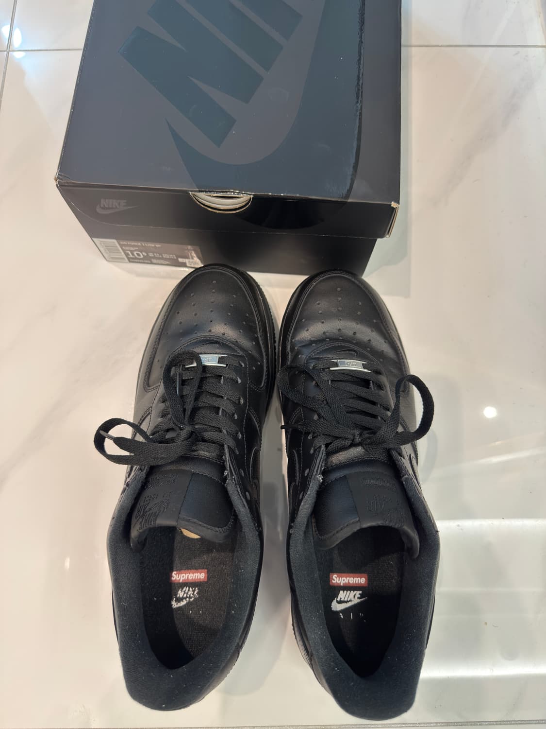 [285] 나이키 x 슈프림 에어포스 1 로우 블랙 상품이미지2