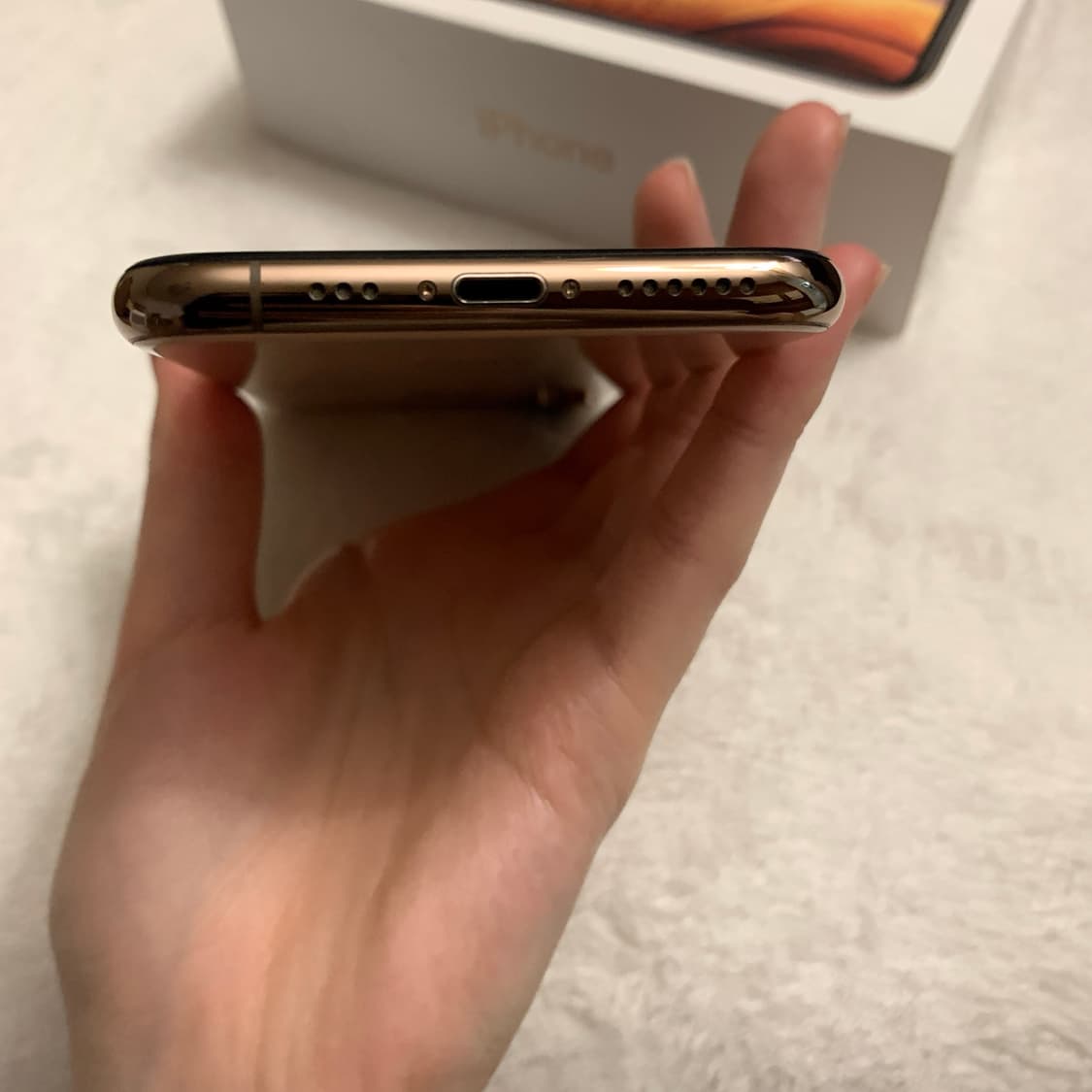 아이폰 XS 골드 64GB 상품이미지6