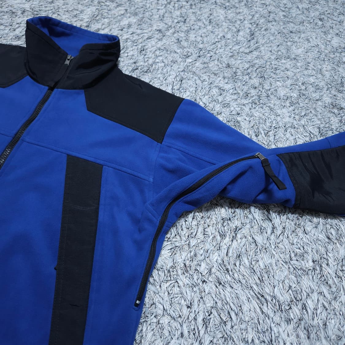 마운틴하드웨어) M(100~) 고어윈드스토퍼 후리스 / 왕눈이샵 상품이미지4