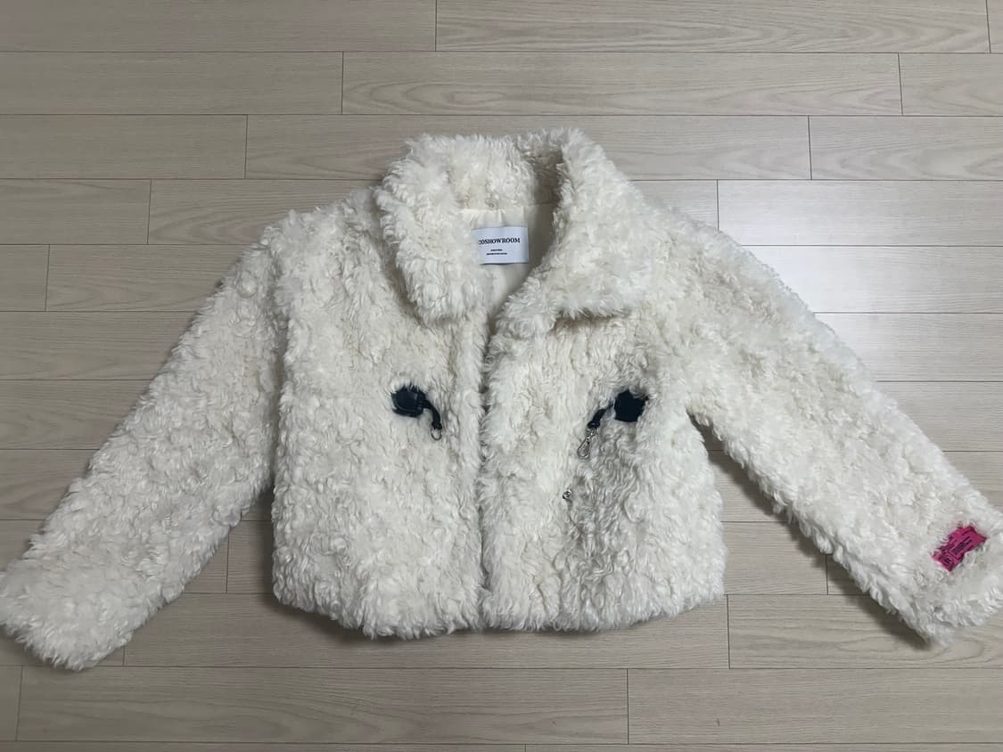 320쇼룸 > Fake Fur Toggle Butto 상품이미지1