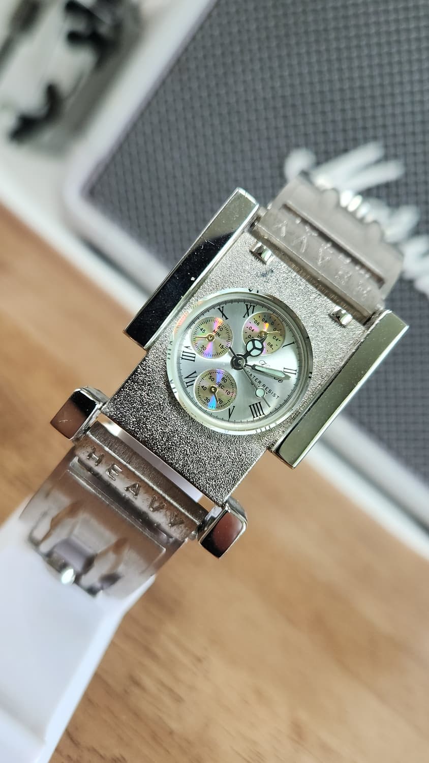 # 빈티지 레어 헤비메탈 복고풍 시계 급처 상품이미지1