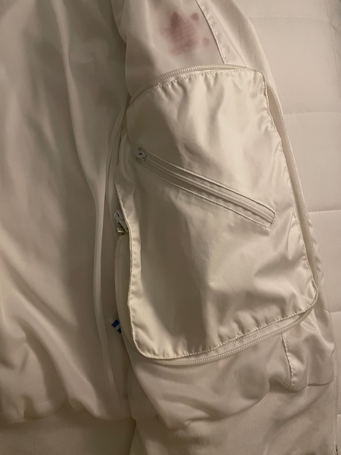 아디다스 트레포일 로고 화이트레드 트랙탑 상품이미지5