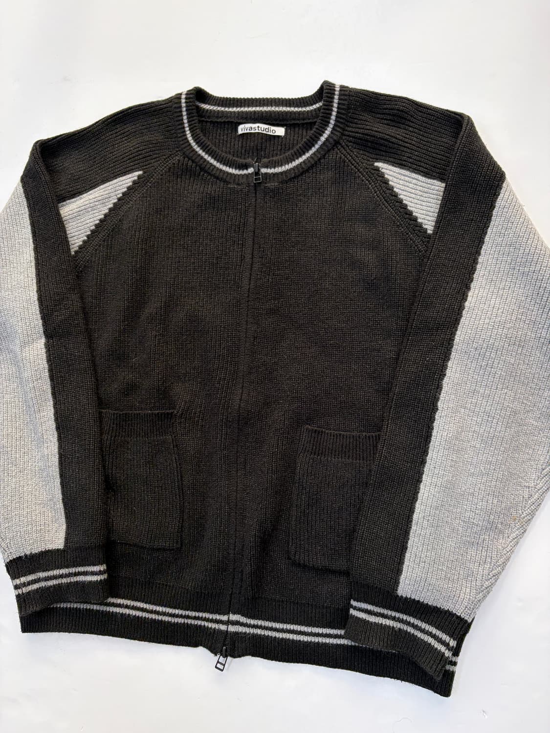 Vivastudio 투톤 니트 집업 가디건 상품이미지2