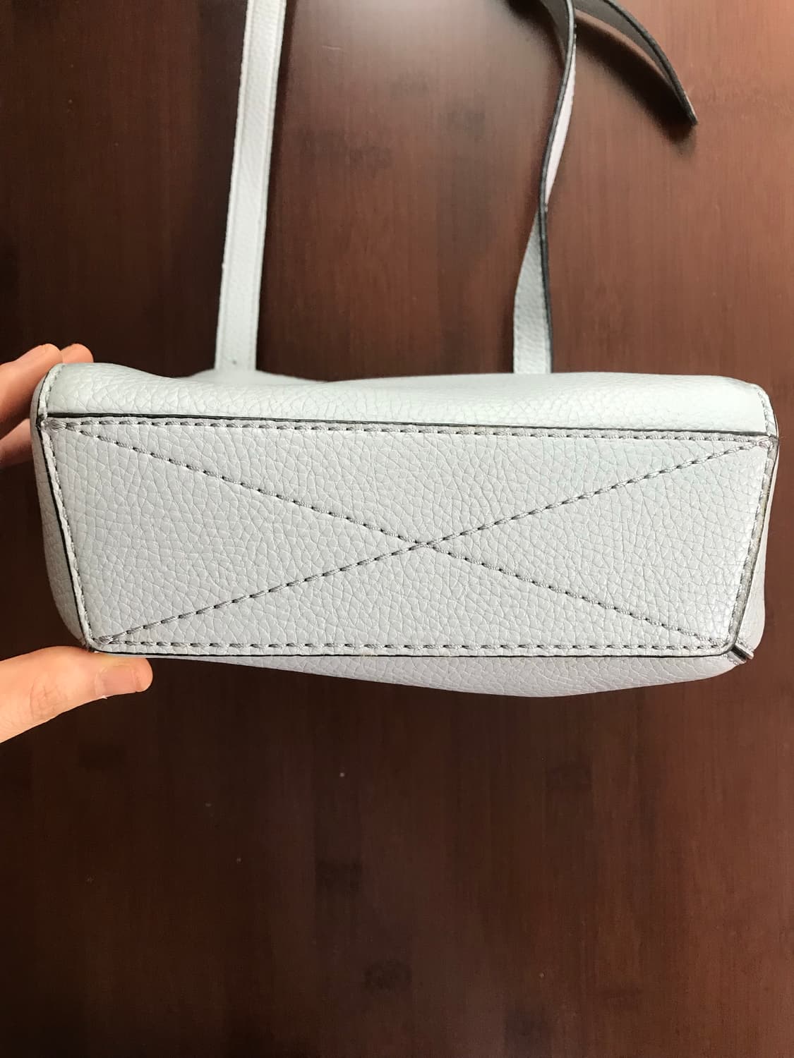 캘빈클라인 라이트 그레이 크로스백 상품이미지4