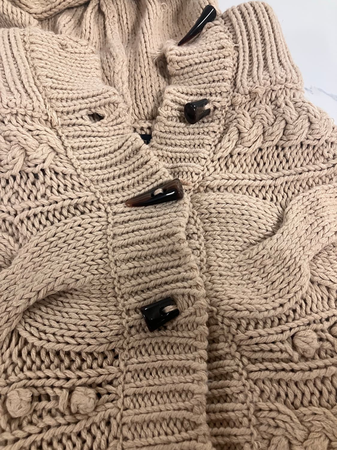 모리 히피 베이지 니트 케이프 상품이미지2