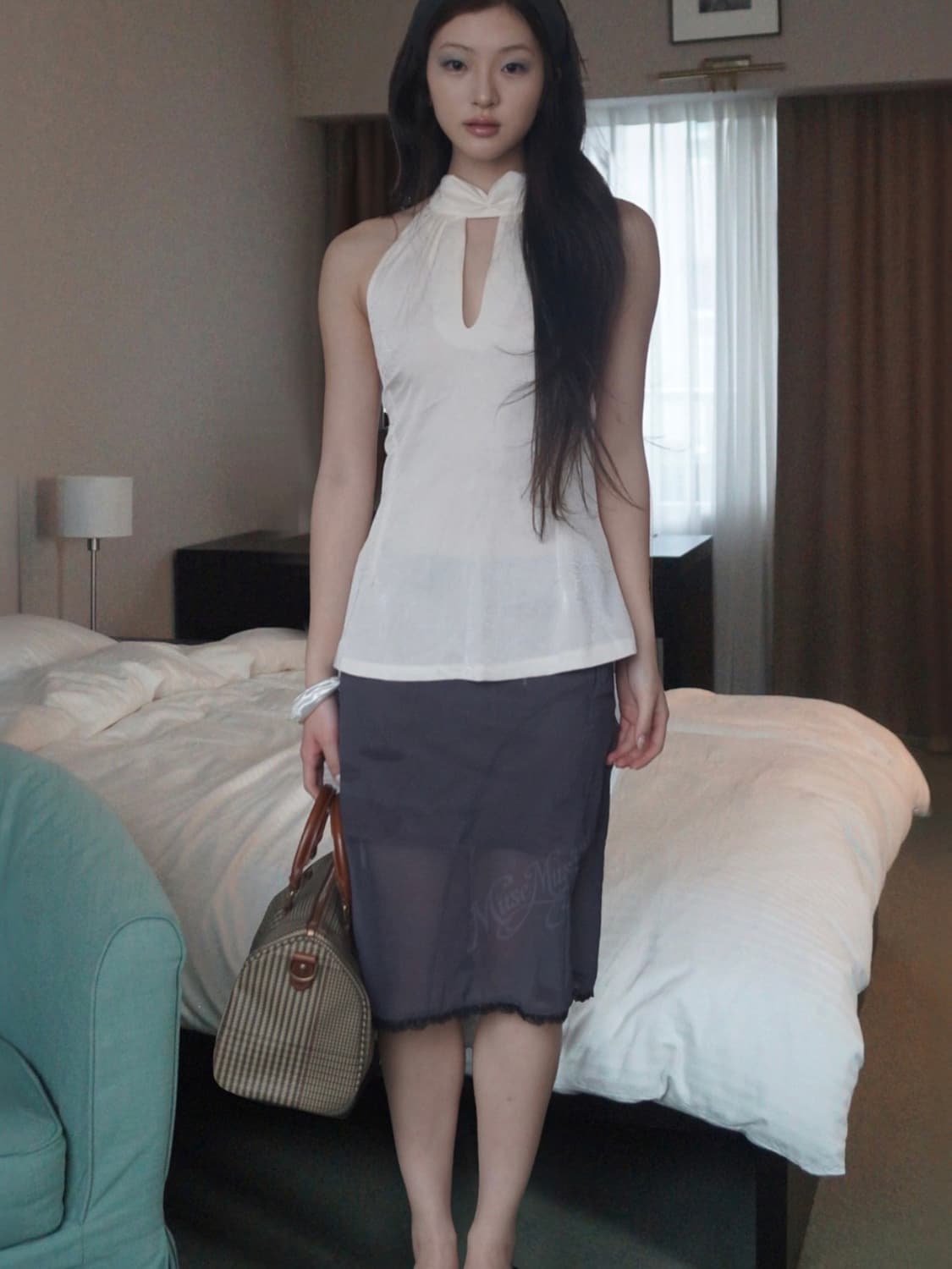 뮤즈뮤지엄 Printed Lace Midi Skirt Charcoal 상품이미지1