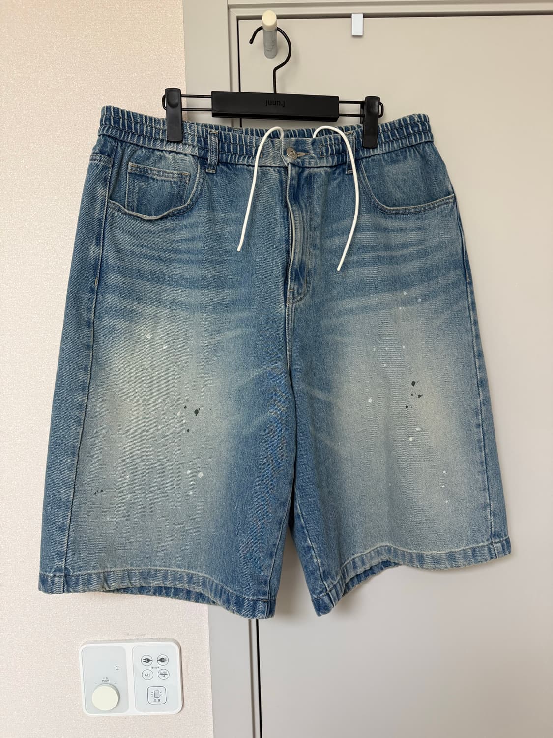 [52] 솔리드옴므 블루 페인팅 버뮤다 반바지 상품이미지1