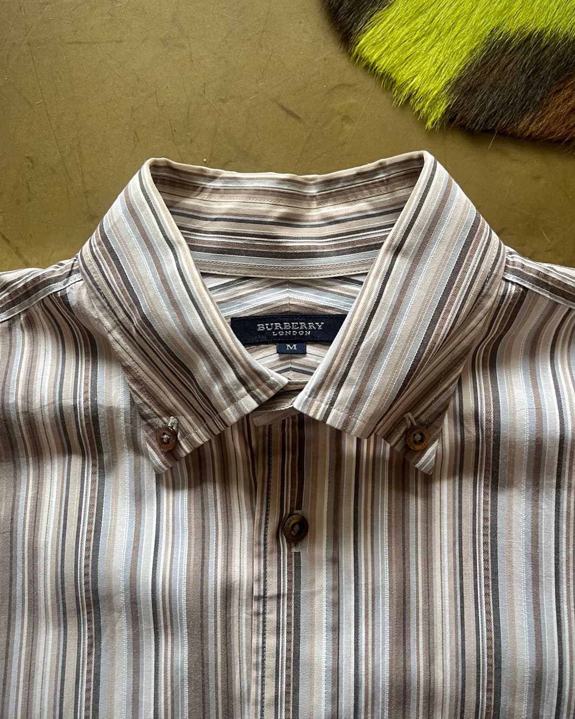 2000s BURBERRY London 1/2 Stripe Shirt 상품이미지4