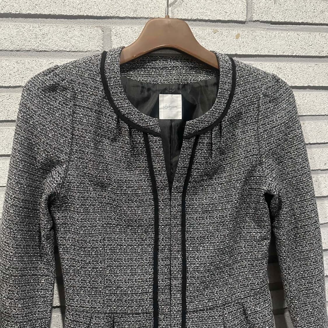 JPN VINTAGE 크롭 트위드 자켓 노카라 파이핑 핀턱 디테일 차콜 상품이미지3