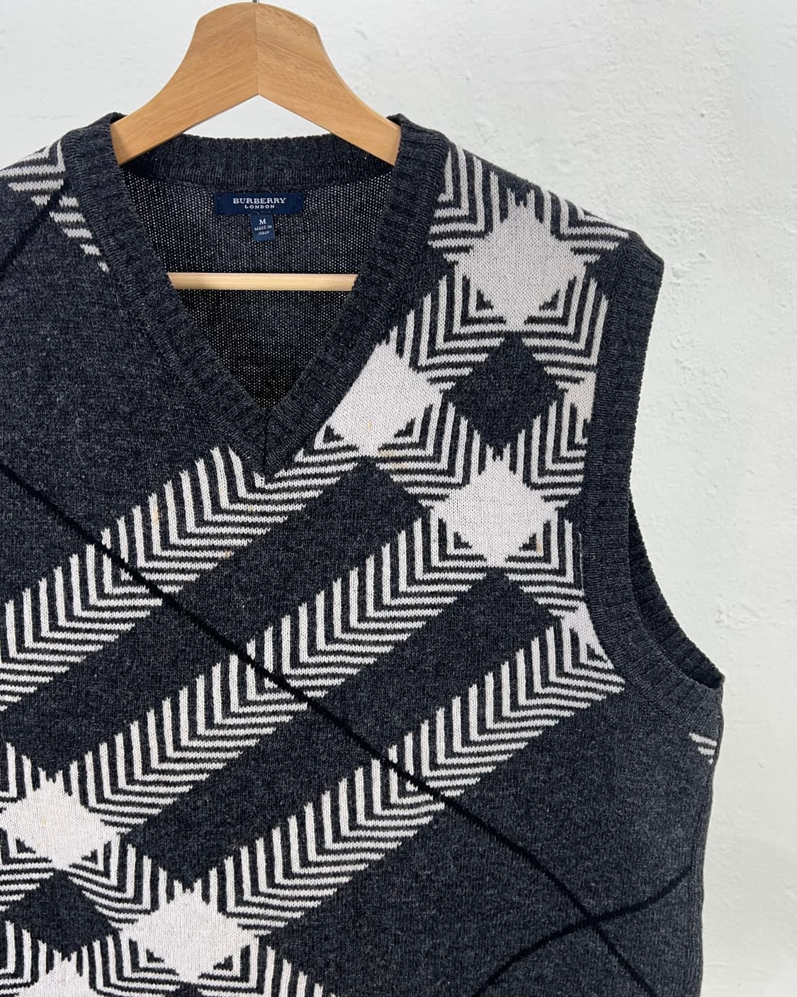 버버리 차콜 아가일 멀티 체크 울 니트 베스트 상품이미지3