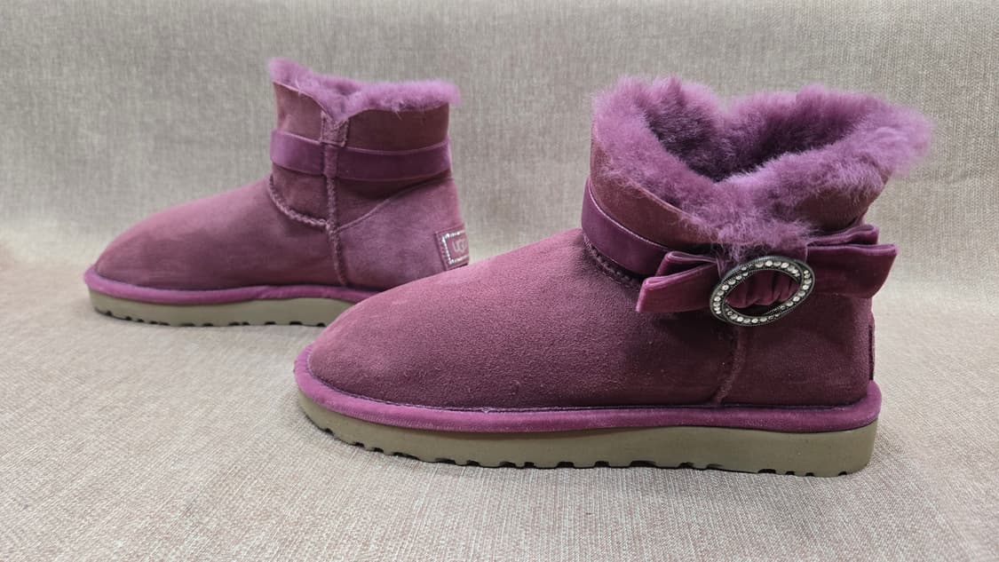 어그 240mm-  오스트레일리아 여자 칼리 브로치 부츠 상품이미지4