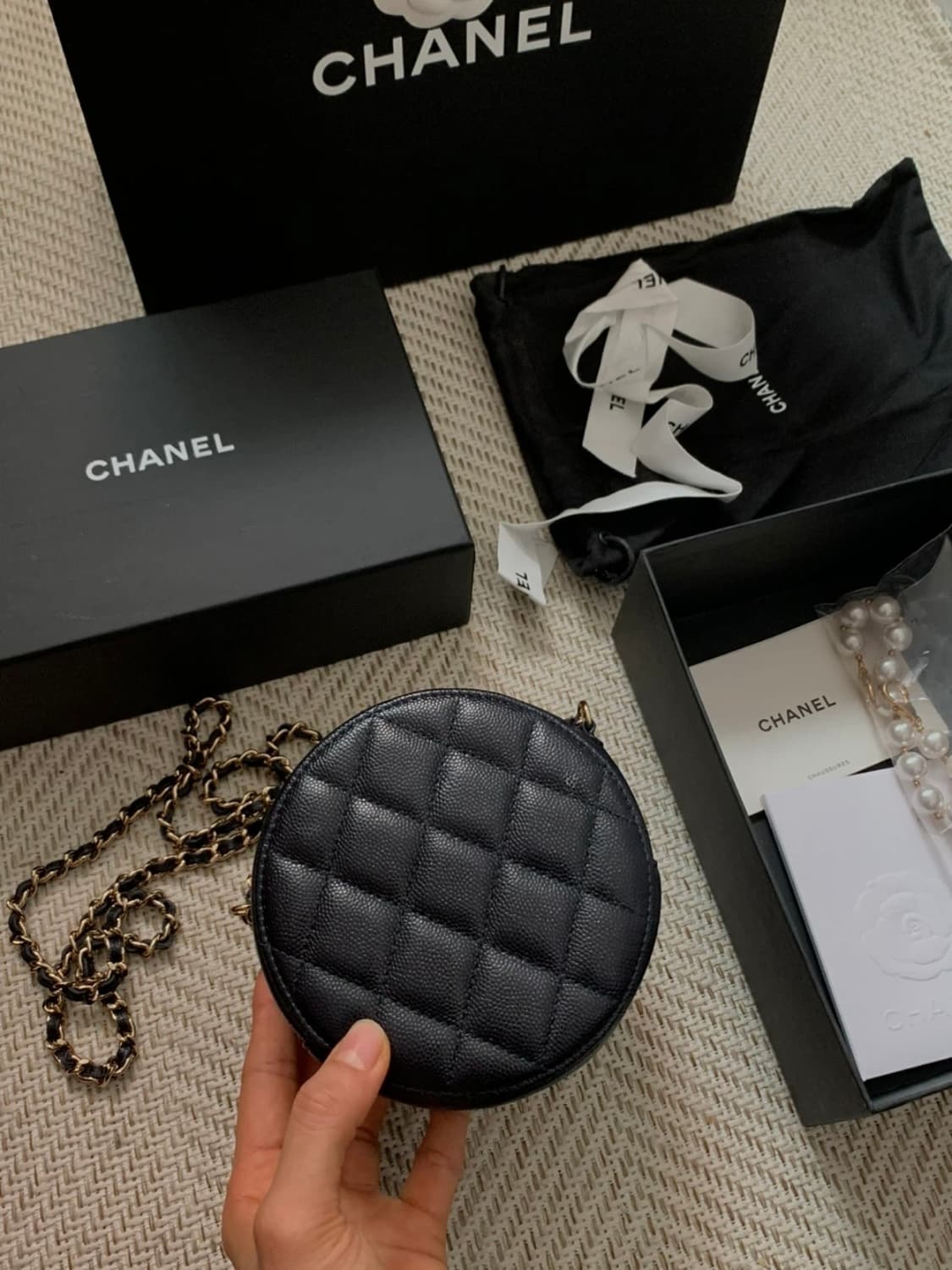 샤넬 동그리백 다크네이비 29번대 상품이미지4