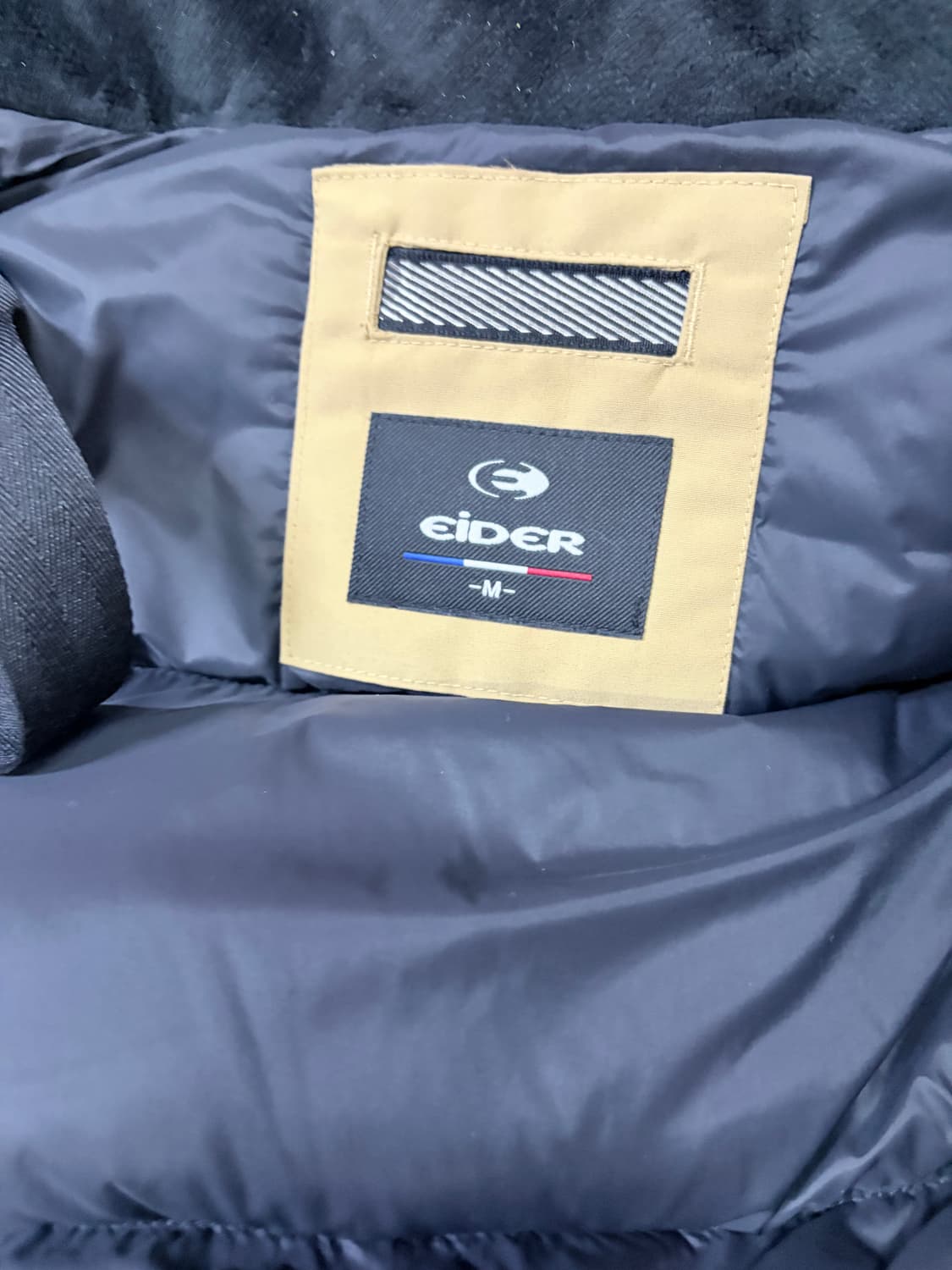 아이더 숏패딩 m사이즈 상품이미지3