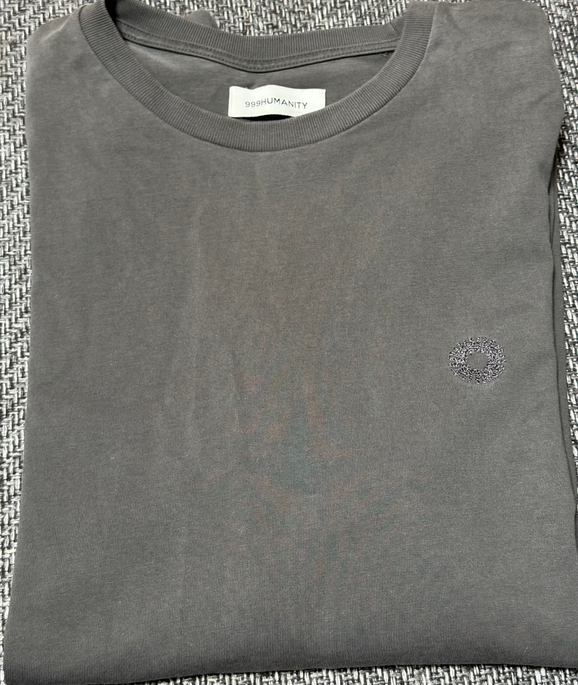 999휴머니티 EVD 롱슬리브 차콜 L 상품이미지1