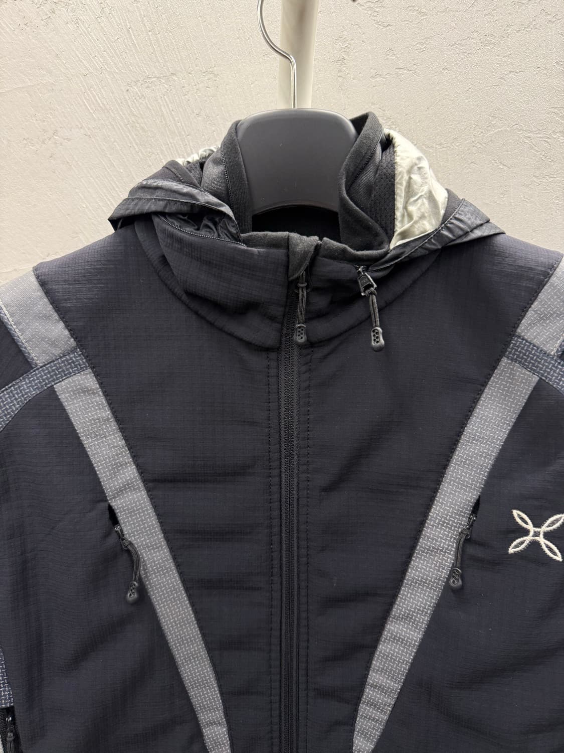 몬츄라 기능성 후드 바람막이 자켓 S 상품이미지3