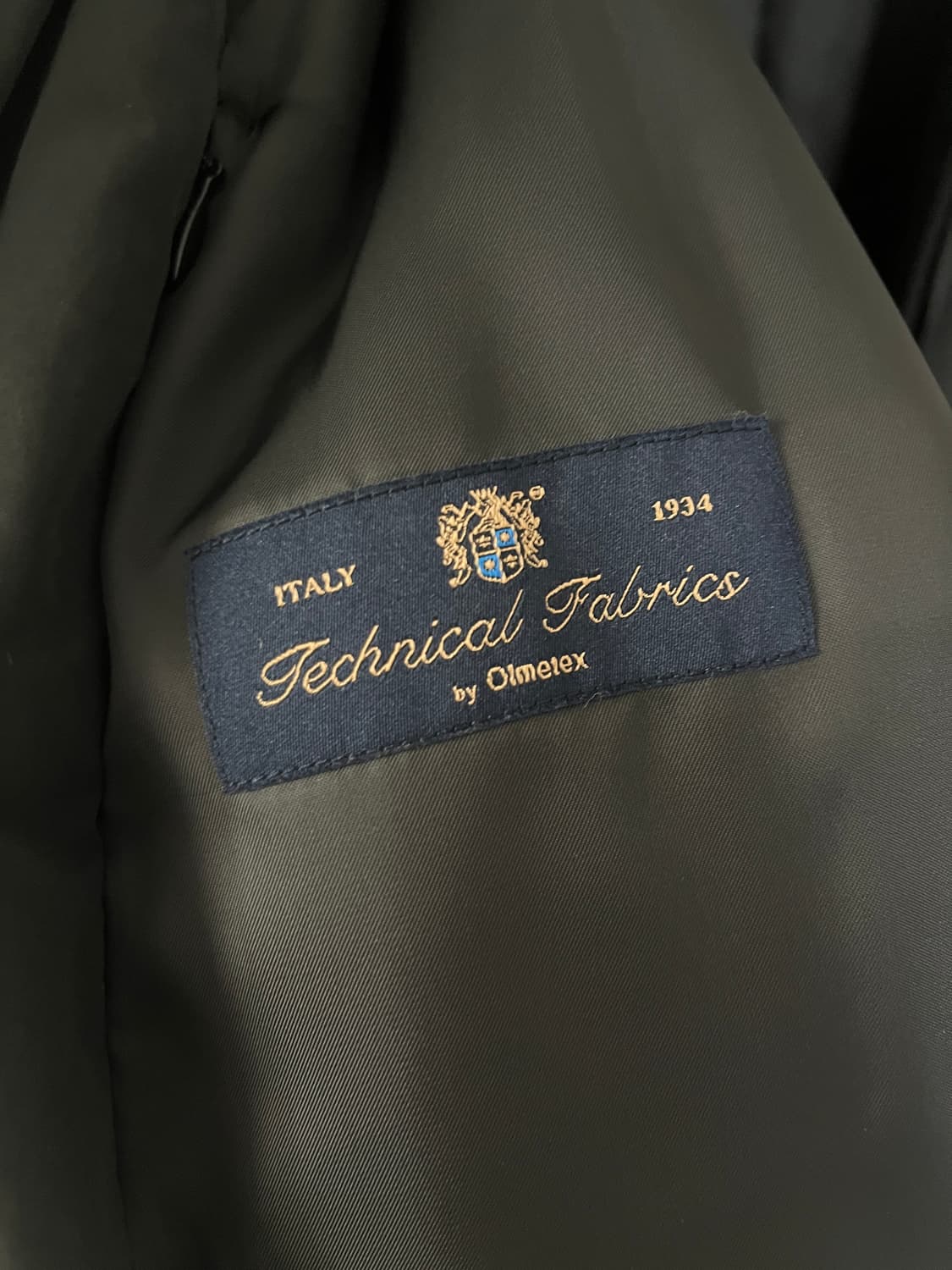 수트서플라이 블랙 테크 패딩코트 (42R) 상품이미지7