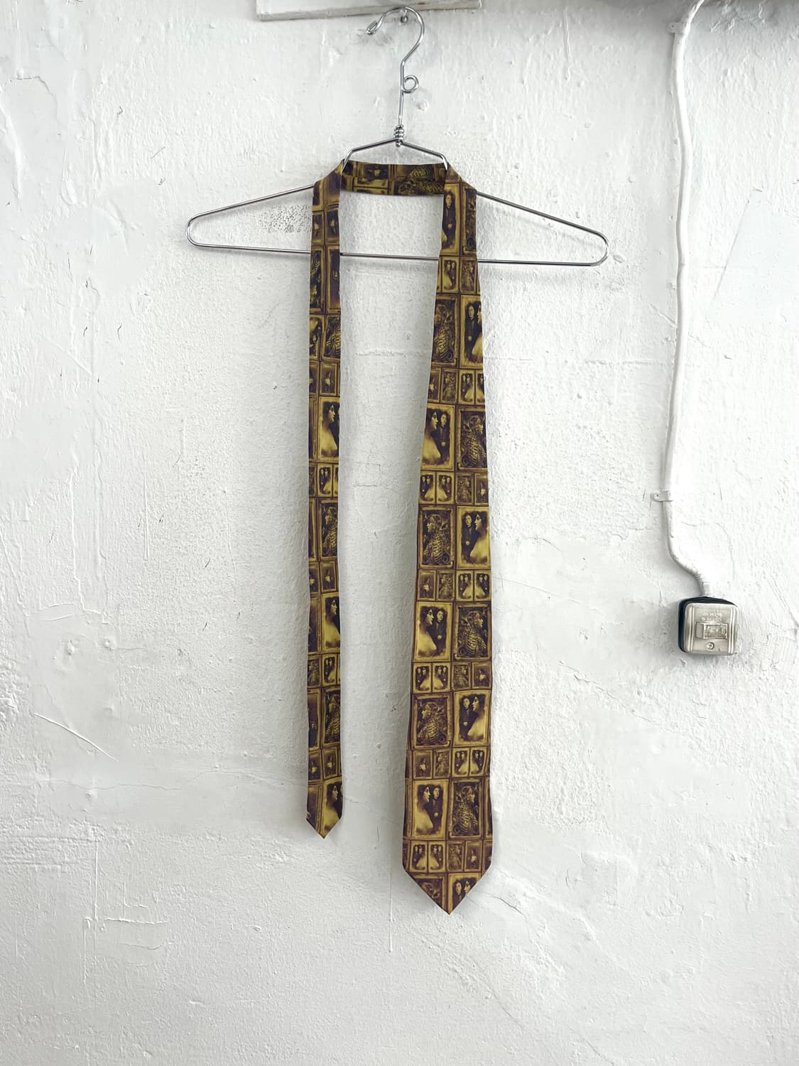 장폴고티에 1997 컬렉션 아카이브 아트 넥타이 상품이미지1