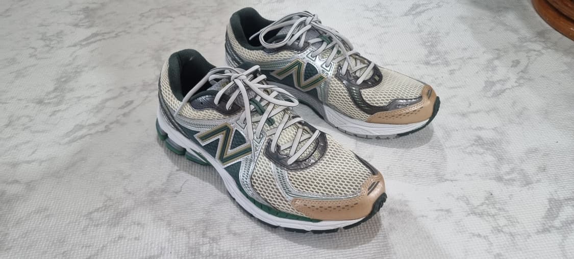 뉴발란스 860v2 에임레온도르 그린 295 상품이미지2