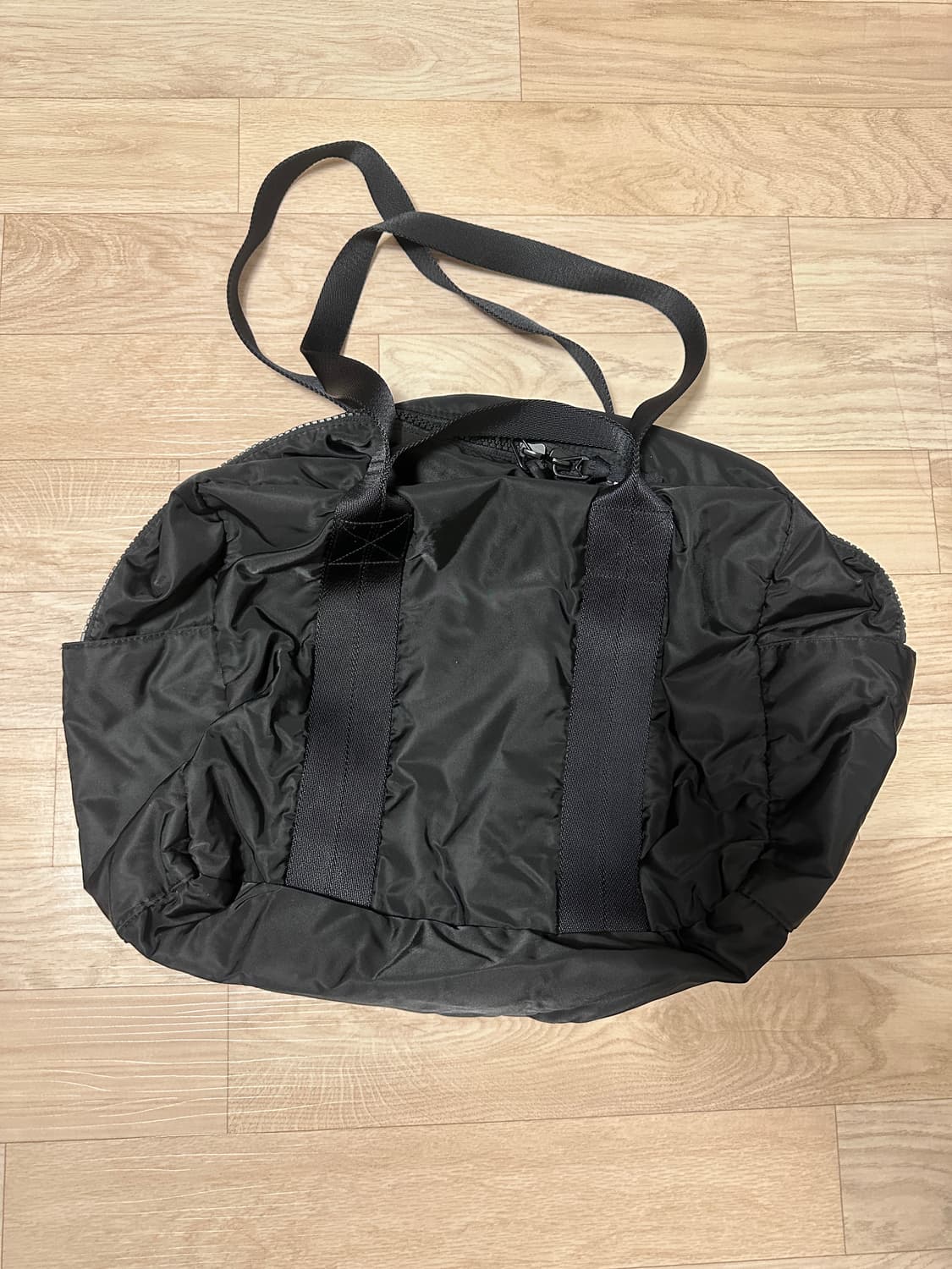 유니클로 U 스퀘어 보스턴백 블랙 상품이미지3