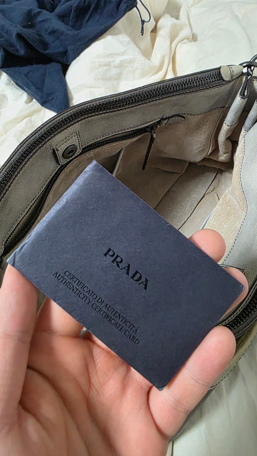 프라다 소프트 가죽 토트백 크로스백  상품이미지4