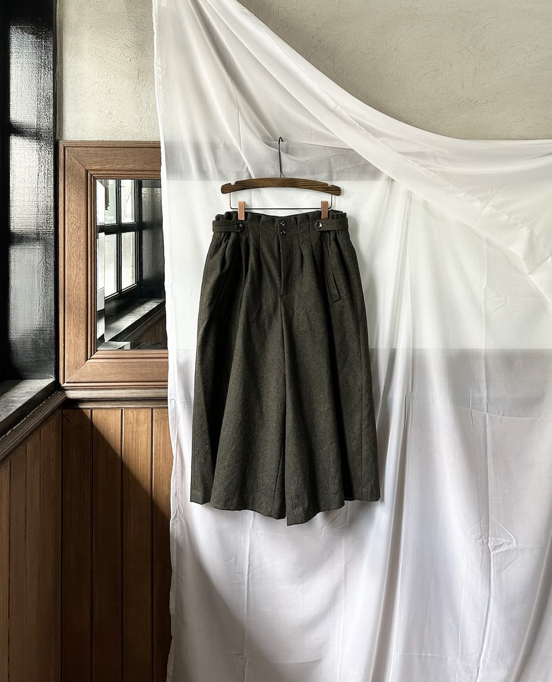 LUCK LUCA relaxed fit bermuda pants 상품이미지6