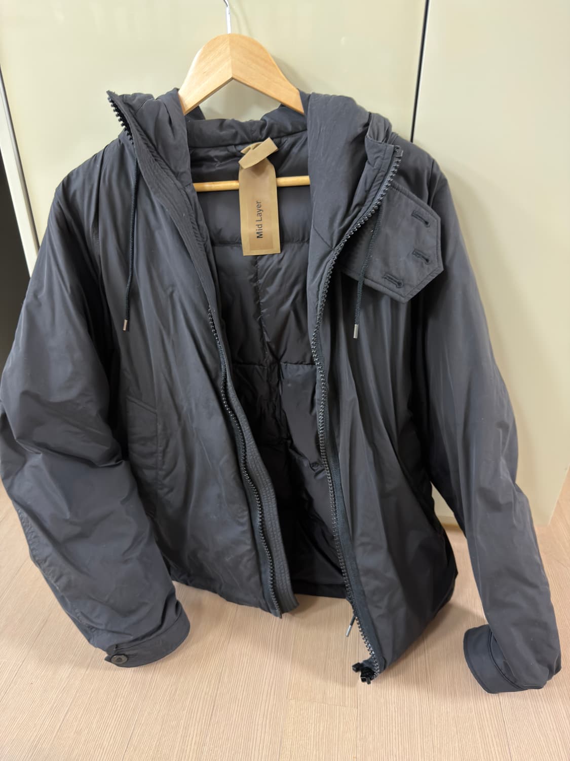 텐씨 미드 레이어 다운 black 50 사이즈 상품이미지1