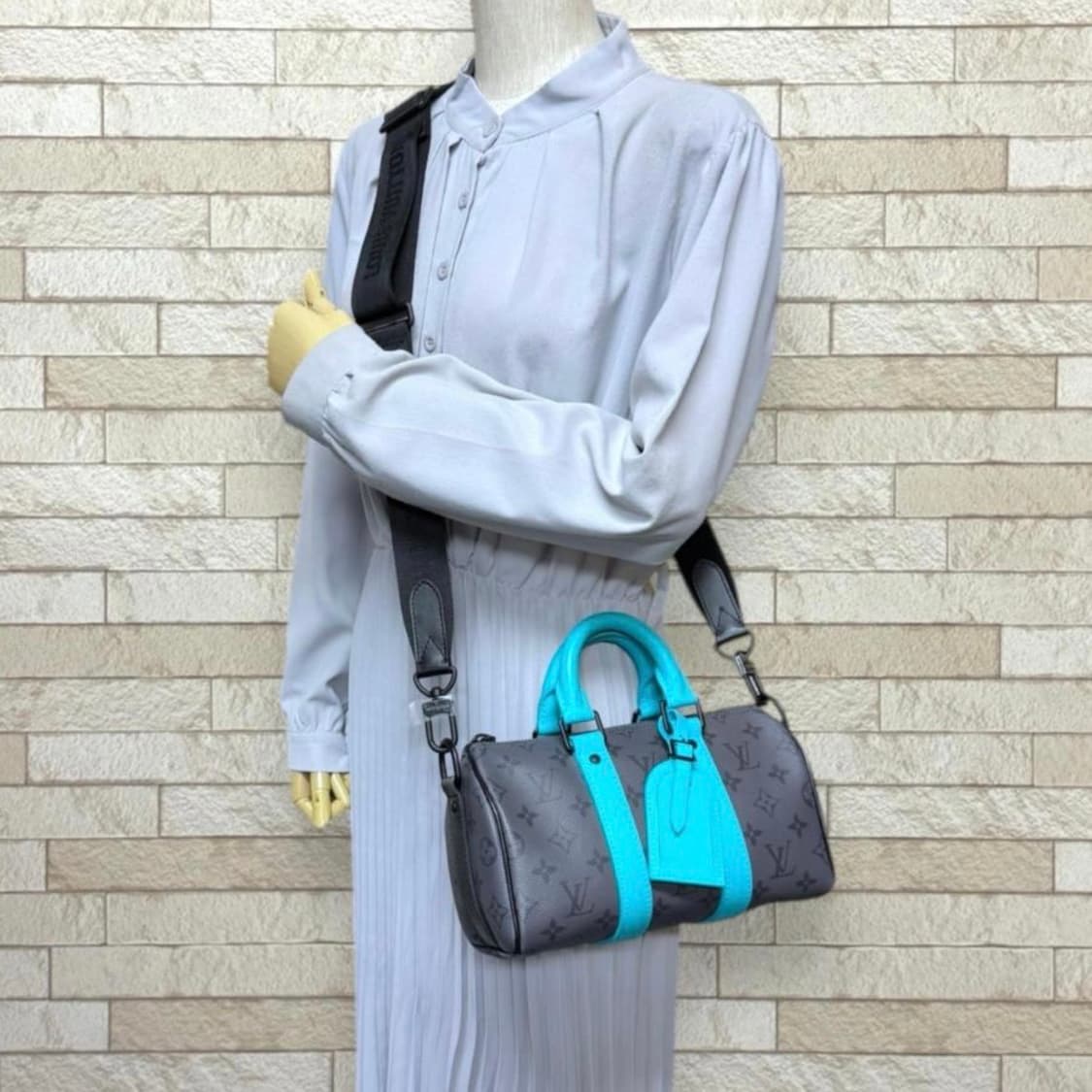 [S급/OS] 루이비통 더콰이즈 키폴 반둘리에 25 크로스백 숄더백 상품이미지10
