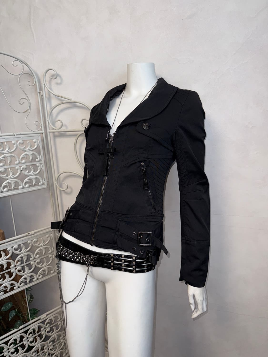 Black side buckle slit zipper detail jk 상품이미지5