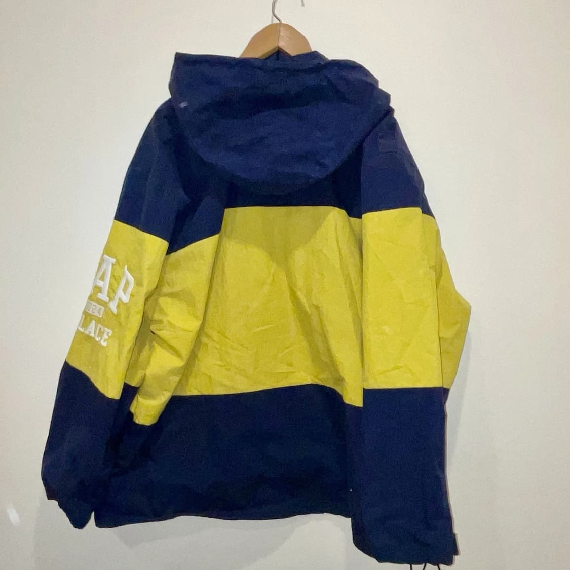 24SS 팔라스 x 갭 윈드브레이커 블루 옐로우 상품이미지2
