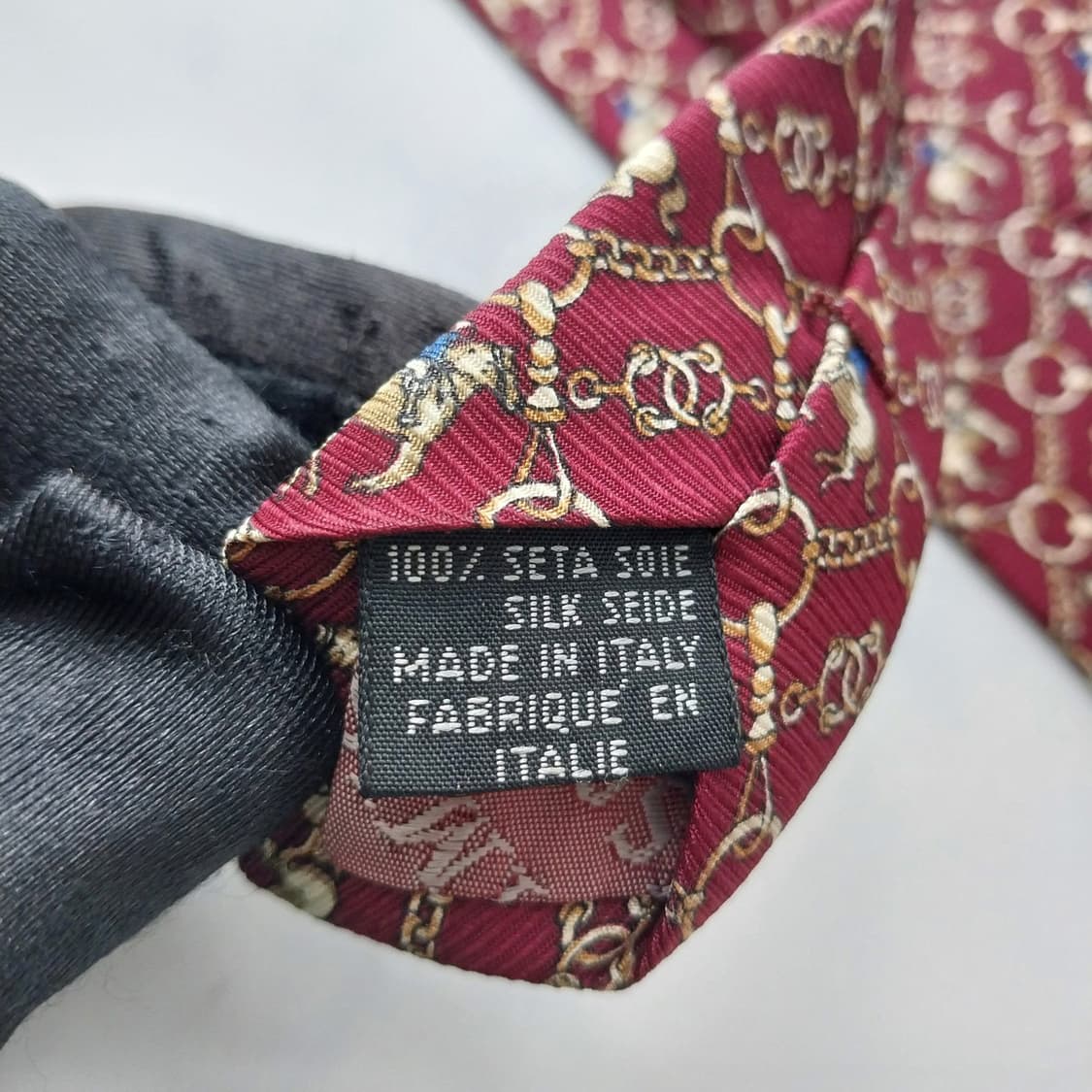 미쏘니 실크 버건디 승마 모티브 넥타이 10cm A+등급 K1275
 상품이미지10