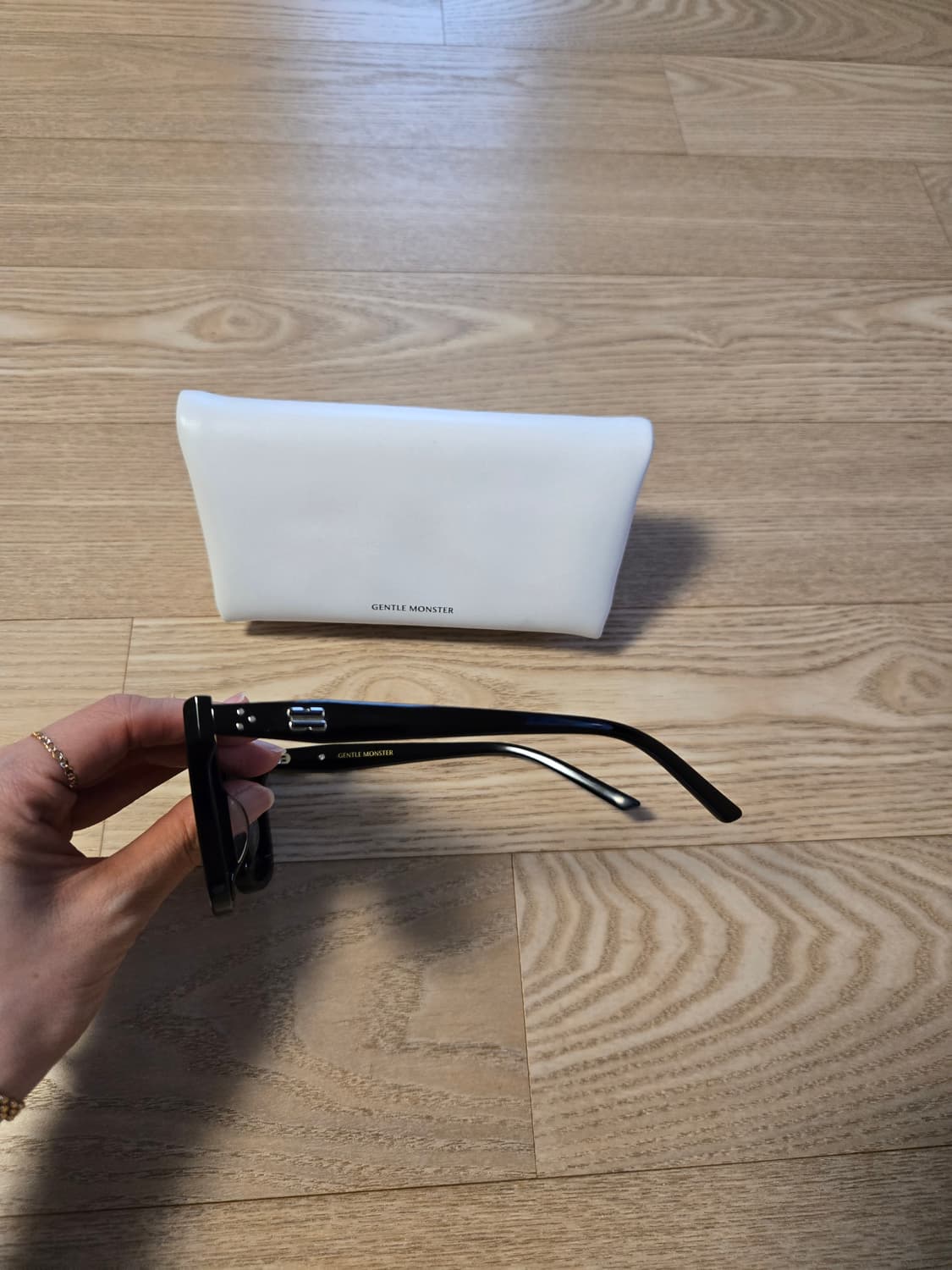 젠틀몬스터 DEAR 디어 선글라스 케이스포함 상품이미지4