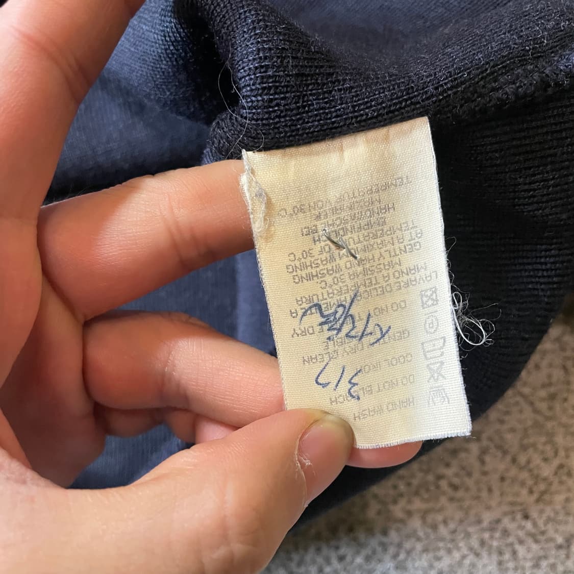 아르마니 니트 상품이미지4