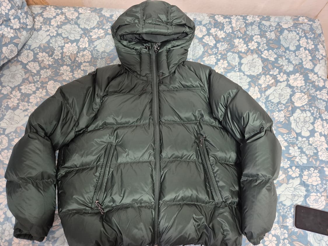 아르켓 다운 패딩 다크그린 색상 상품이미지3