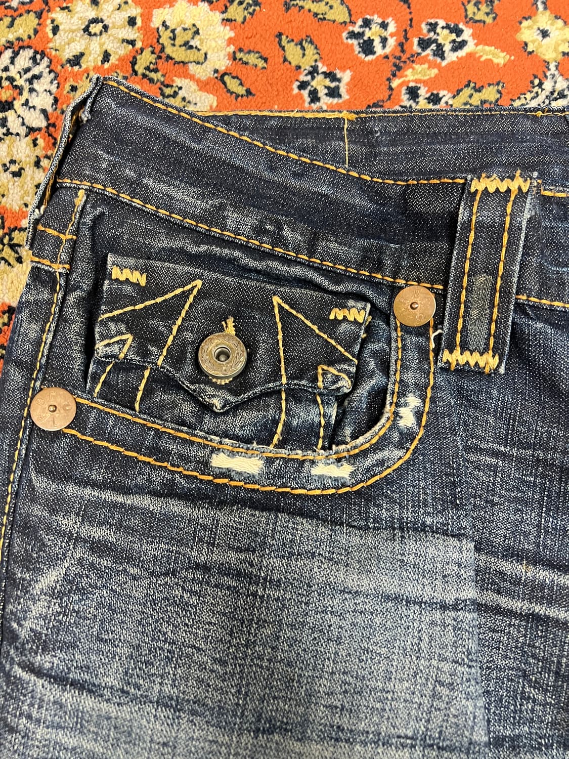 [34] 트루릴리전 패치 데님 팬츠 상품이미지5