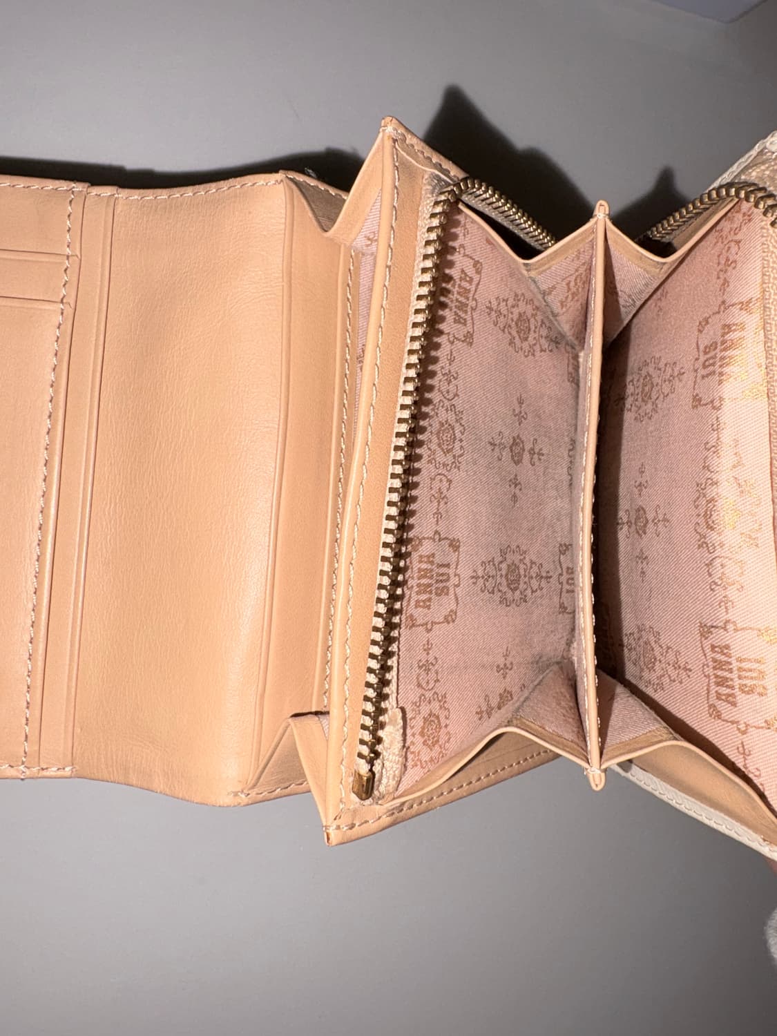 안나수이 하트 레이스 지갑 상품이미지4