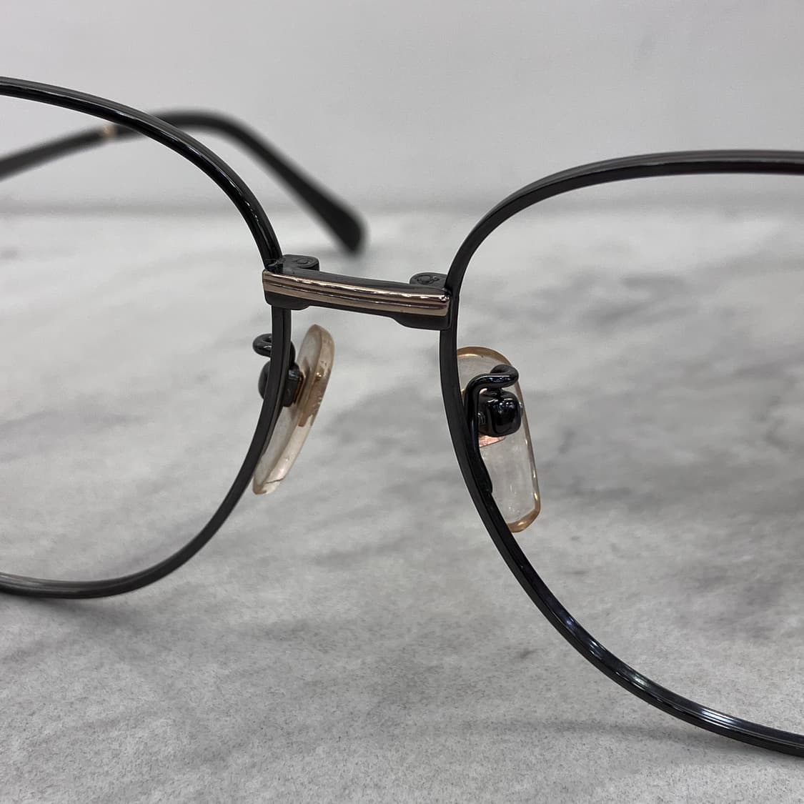 C03 앤 클라인 ANNE KLEIN 레트로 와이드 메탈테 안경 상품이미지5